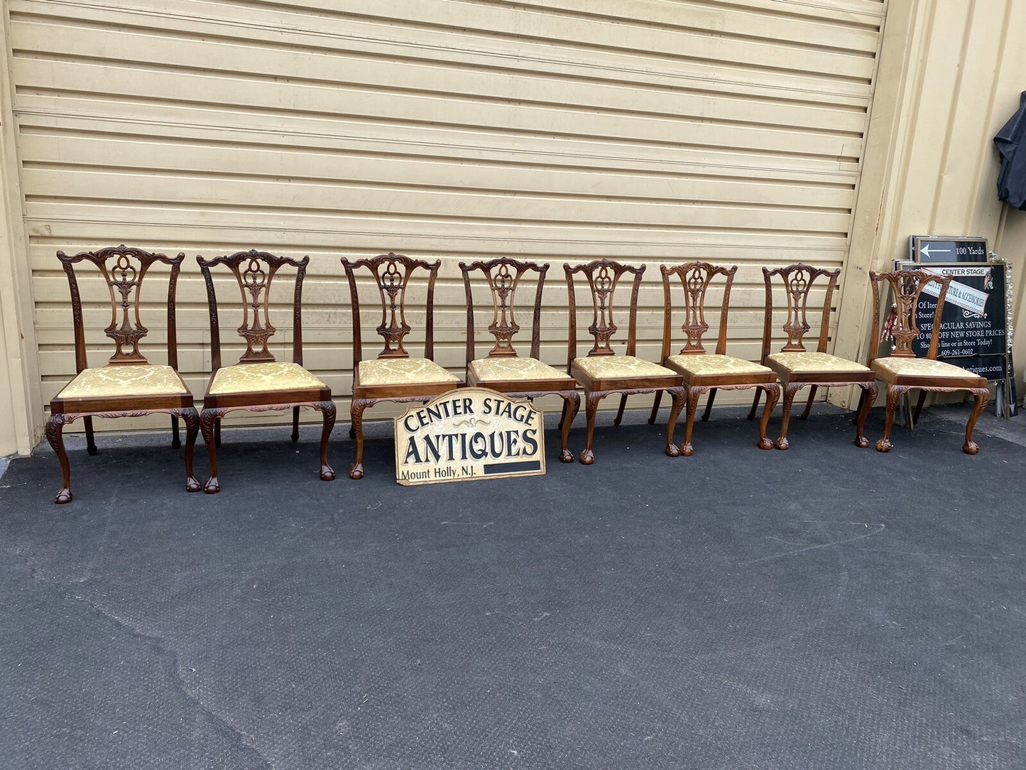 65823 Set of 8 GEORGIAN Furnishings  Solid Mahogany Dining Chairs