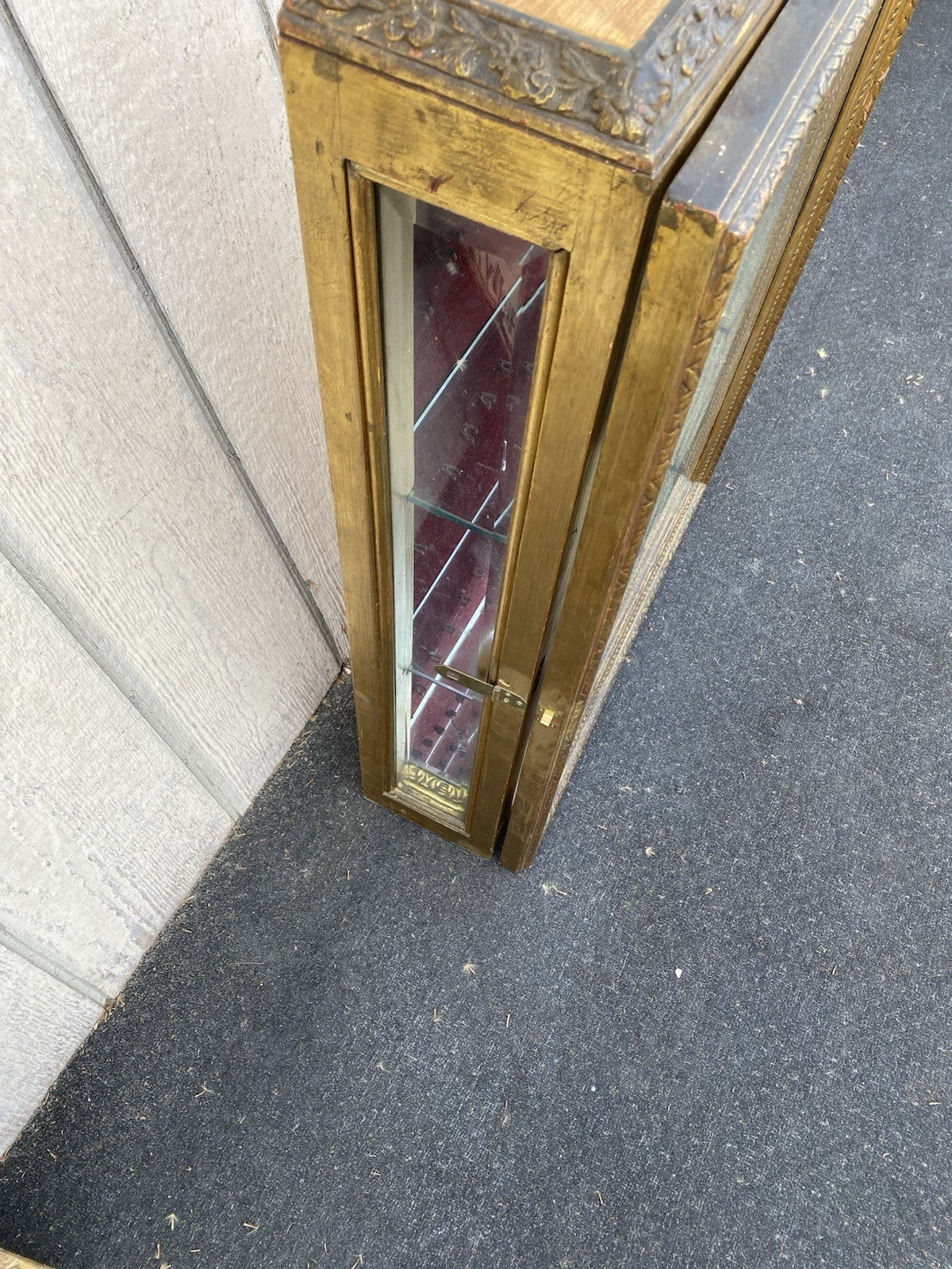 66543    Gold Decorator Whatnot Wall Shelf Spoon Holders on Back