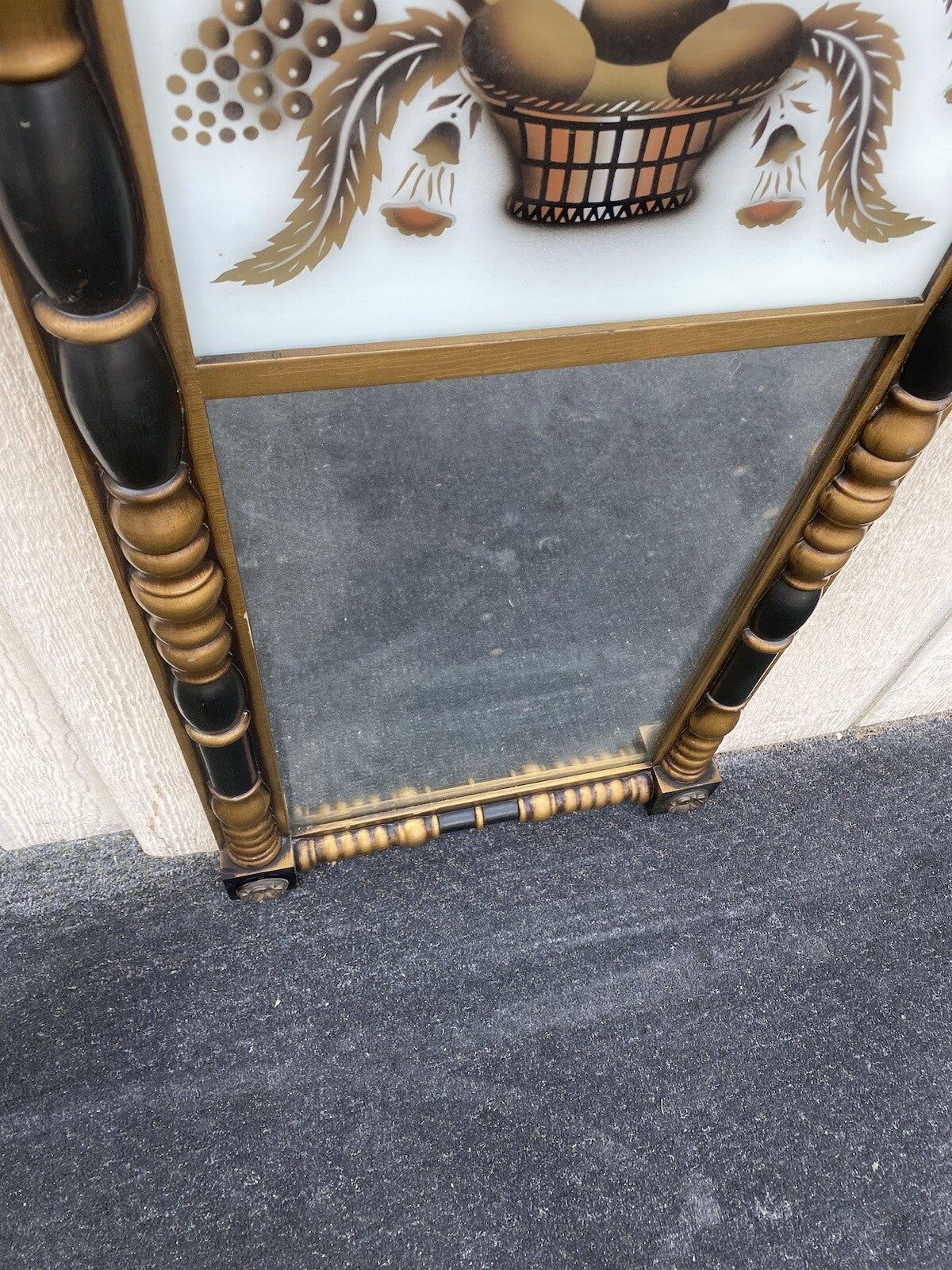 64566 Lambert Hitchcock Stenciled Mirror