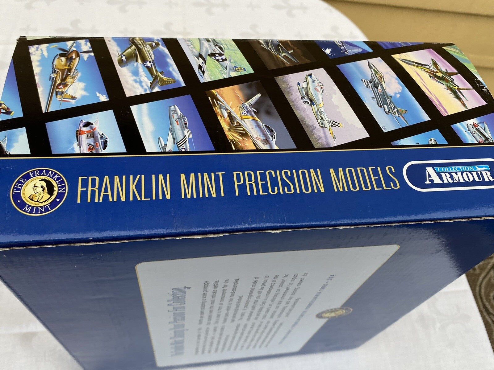 ES 61 :   FRANKLIN MINT EAST INDIA Squadron Spitfire FMTM with box