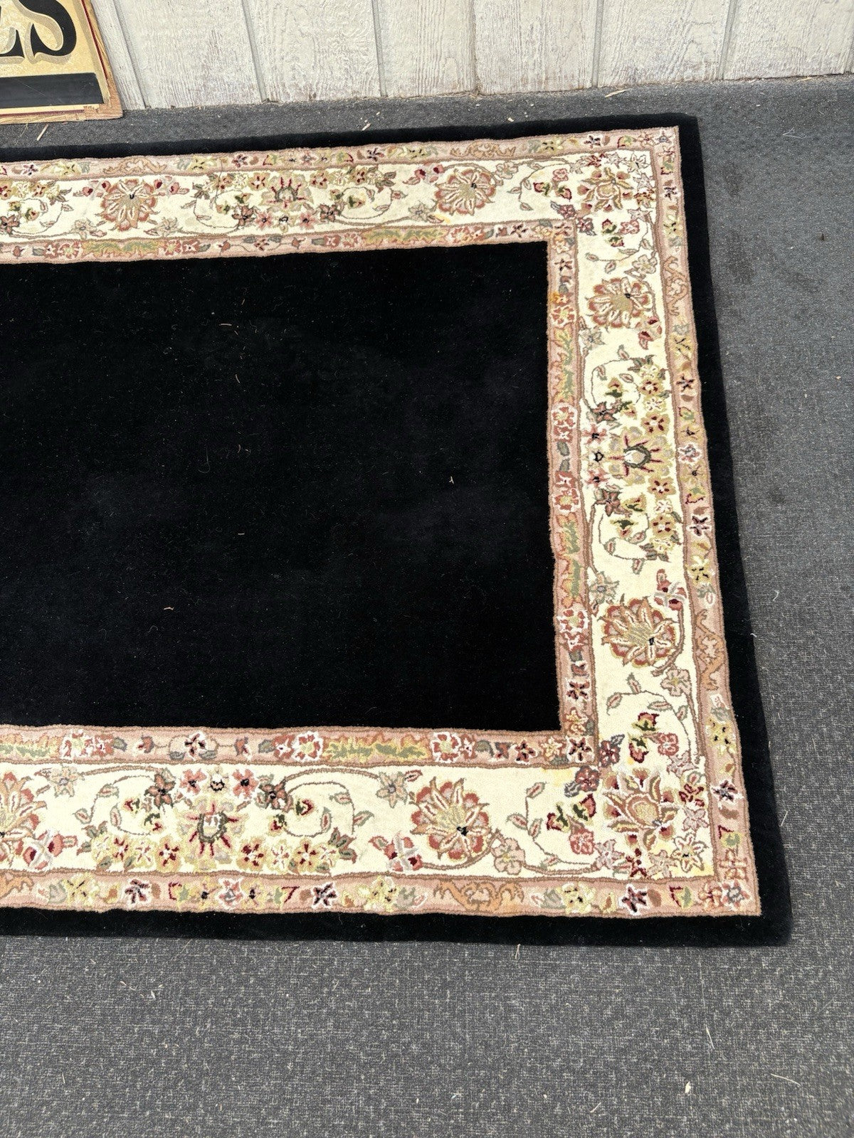 RUG 9: Oriental  KENNETH MINK  Carpet Rug    SIZE 4' x 6'