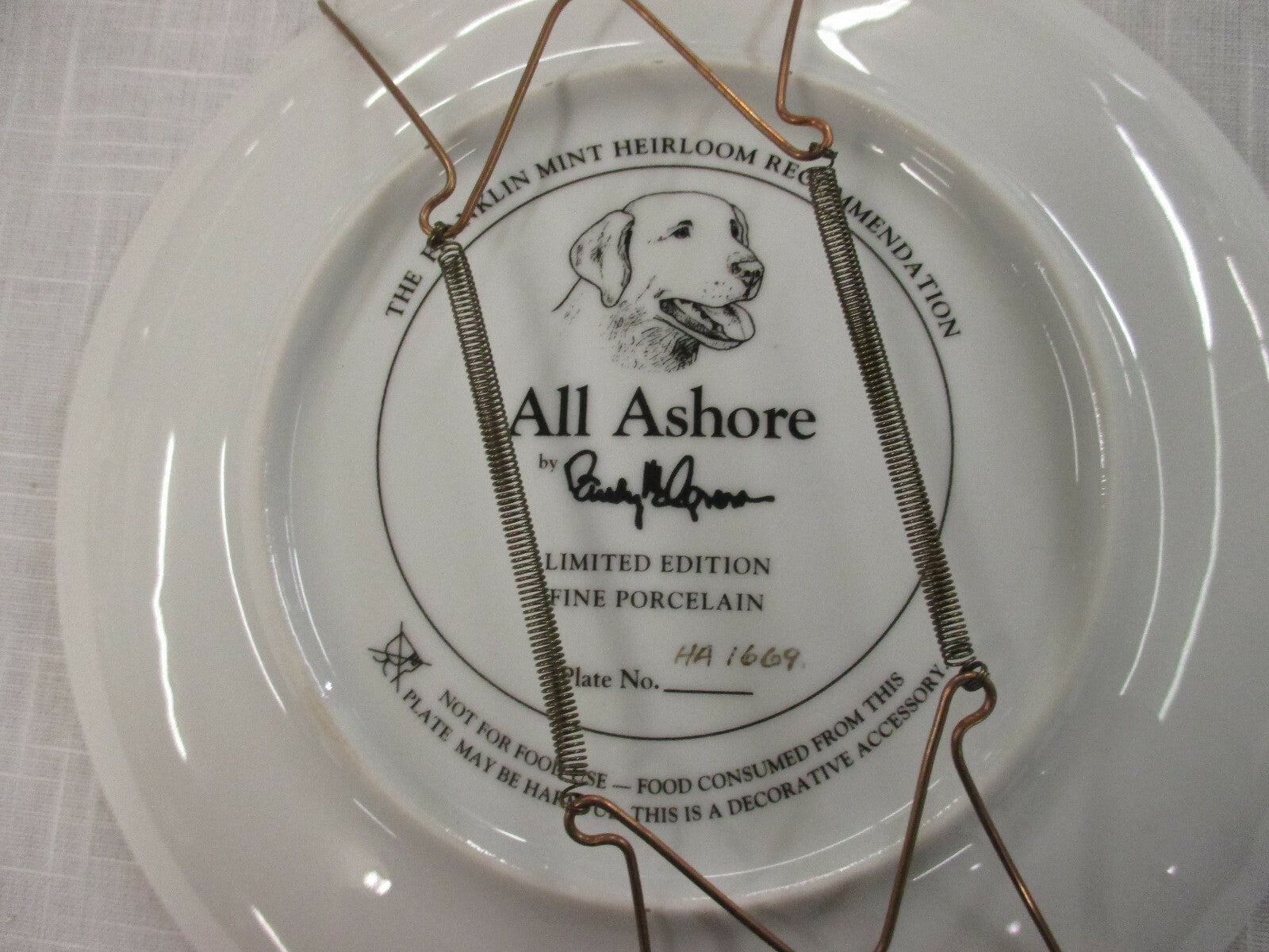 ES Set of 5 FRANKLIN MINT  Dog Porcelain Plates  8" diameter