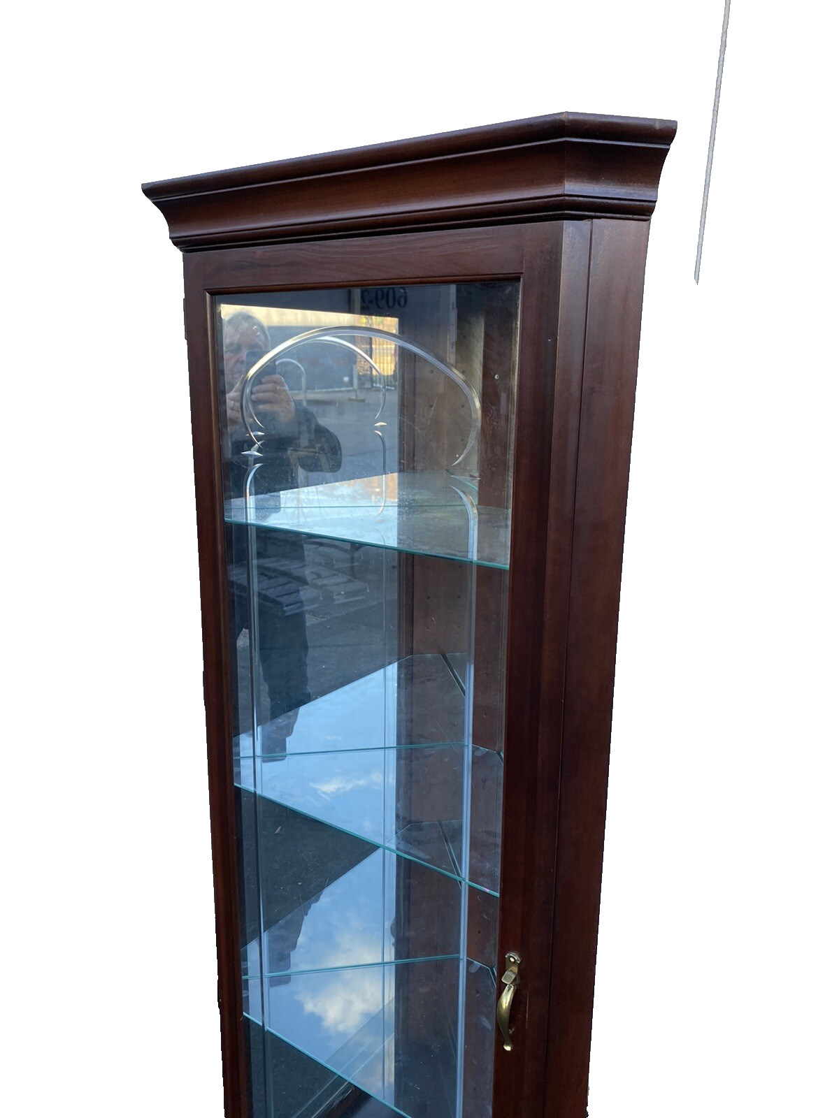 66400: Etched Glass Mahogany Corner China Cabinet