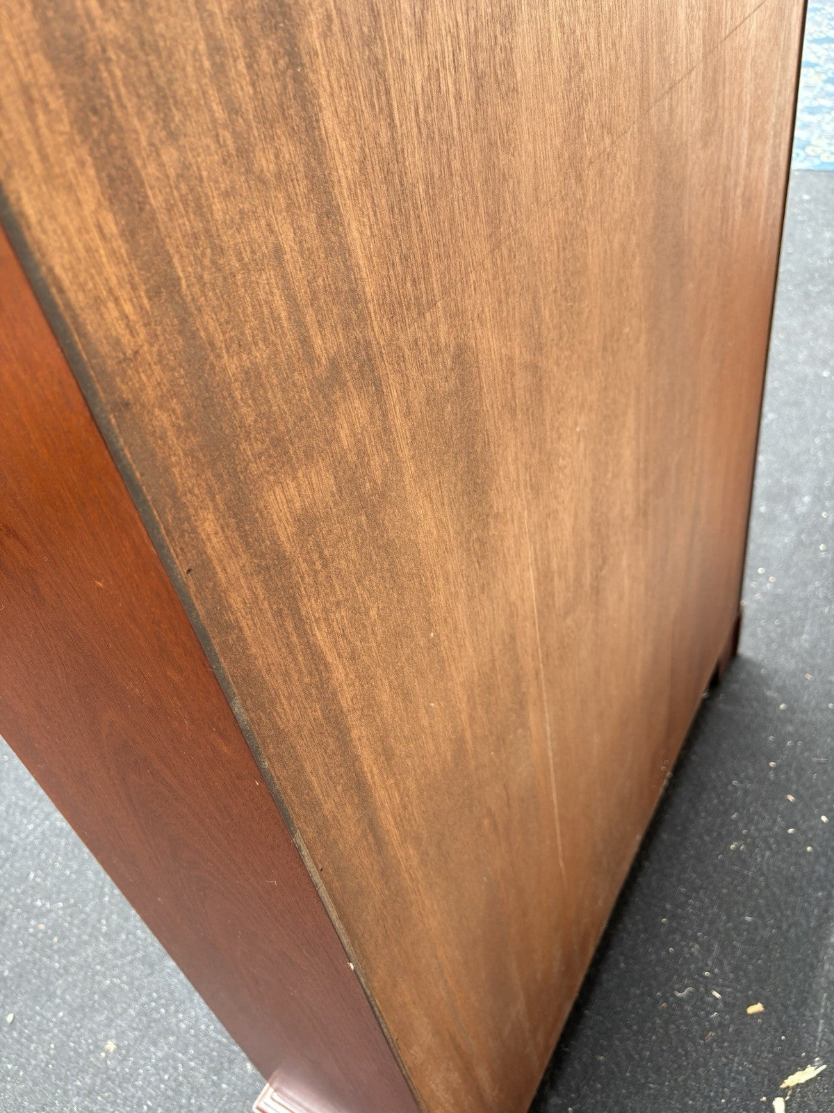 66711    Tall Mahogany Bookcase Curio with 4 Adjustable Wood Shelves