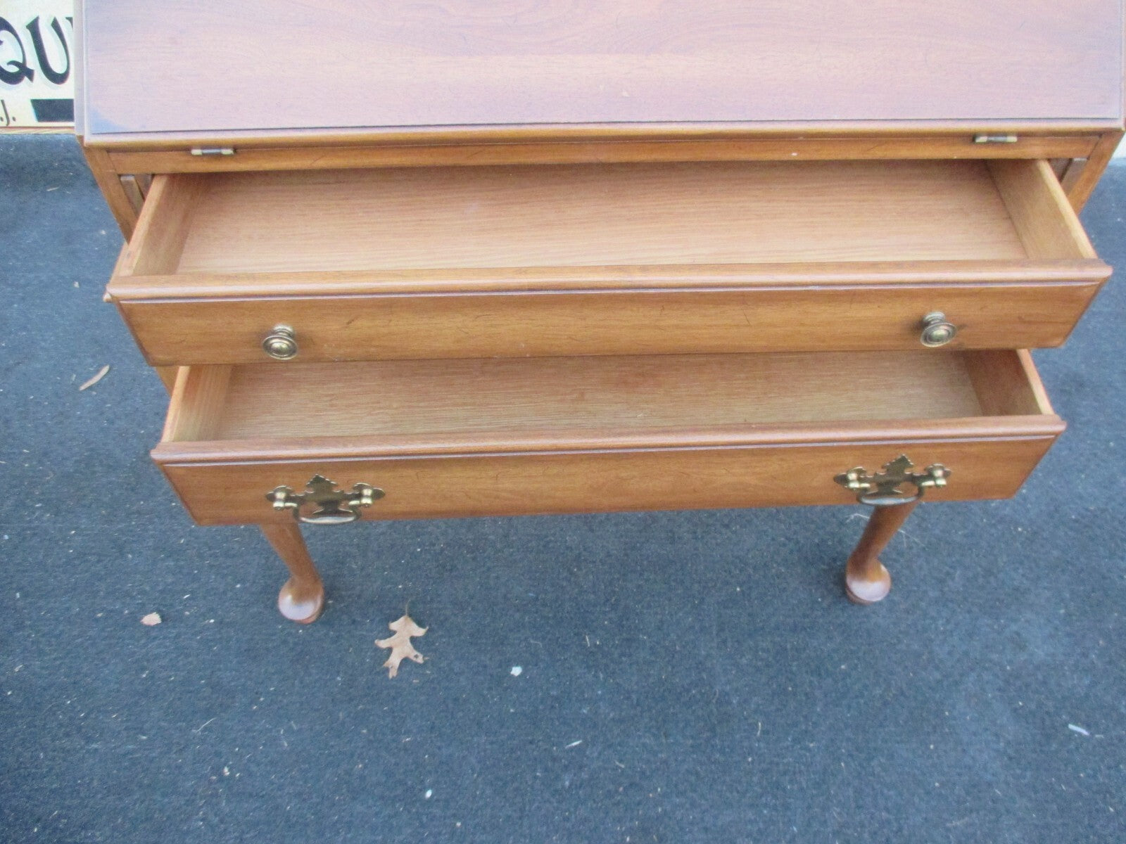 63998 Davis Furniture Inlaid Cherry Slantfront Desk