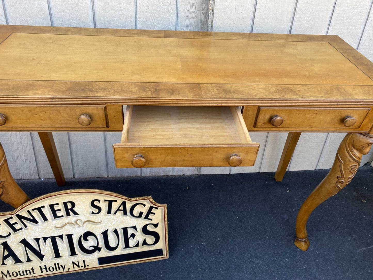 65278 SHERRILL CTH  Maple Figural Console Table Stand