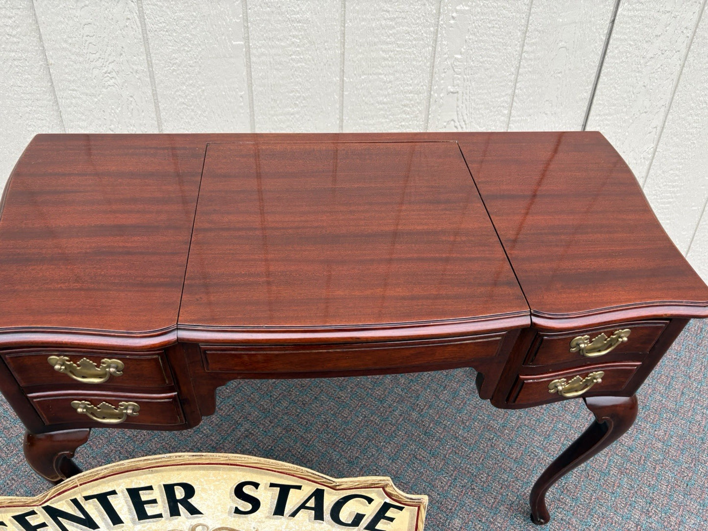 67068 WIDDICOMB Vanity Desk with Storage and Mirror