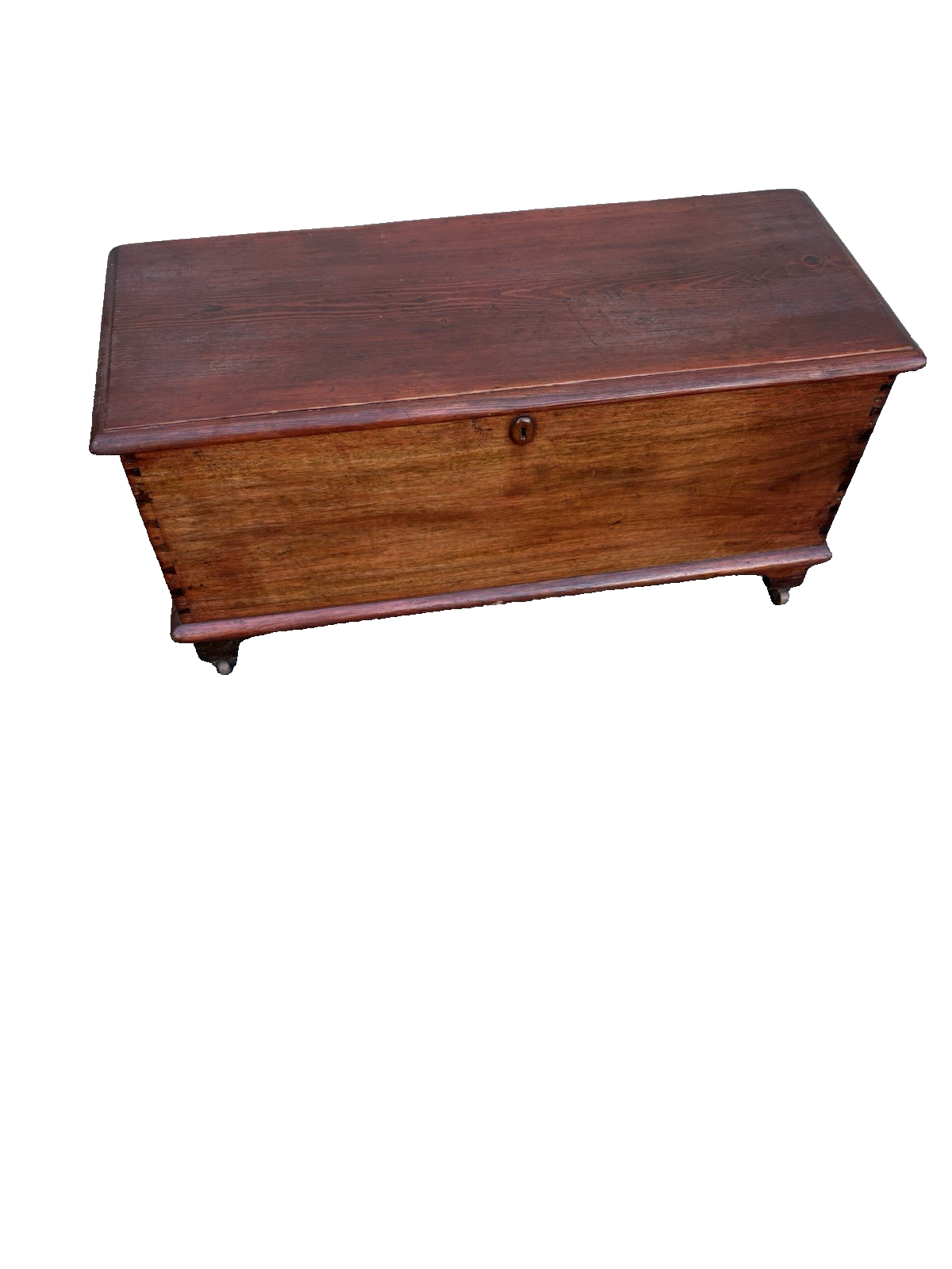 67016 Antique Primitive Storage Blanket Chest With Dovetailed Sides