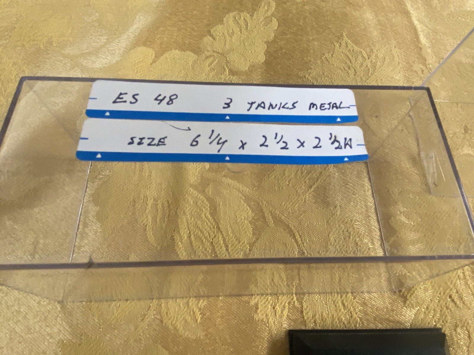 ES 48  :   3 Diecast Military Tanks with showcases  6 1/4" x 2 1/2" x 2 1/2"H