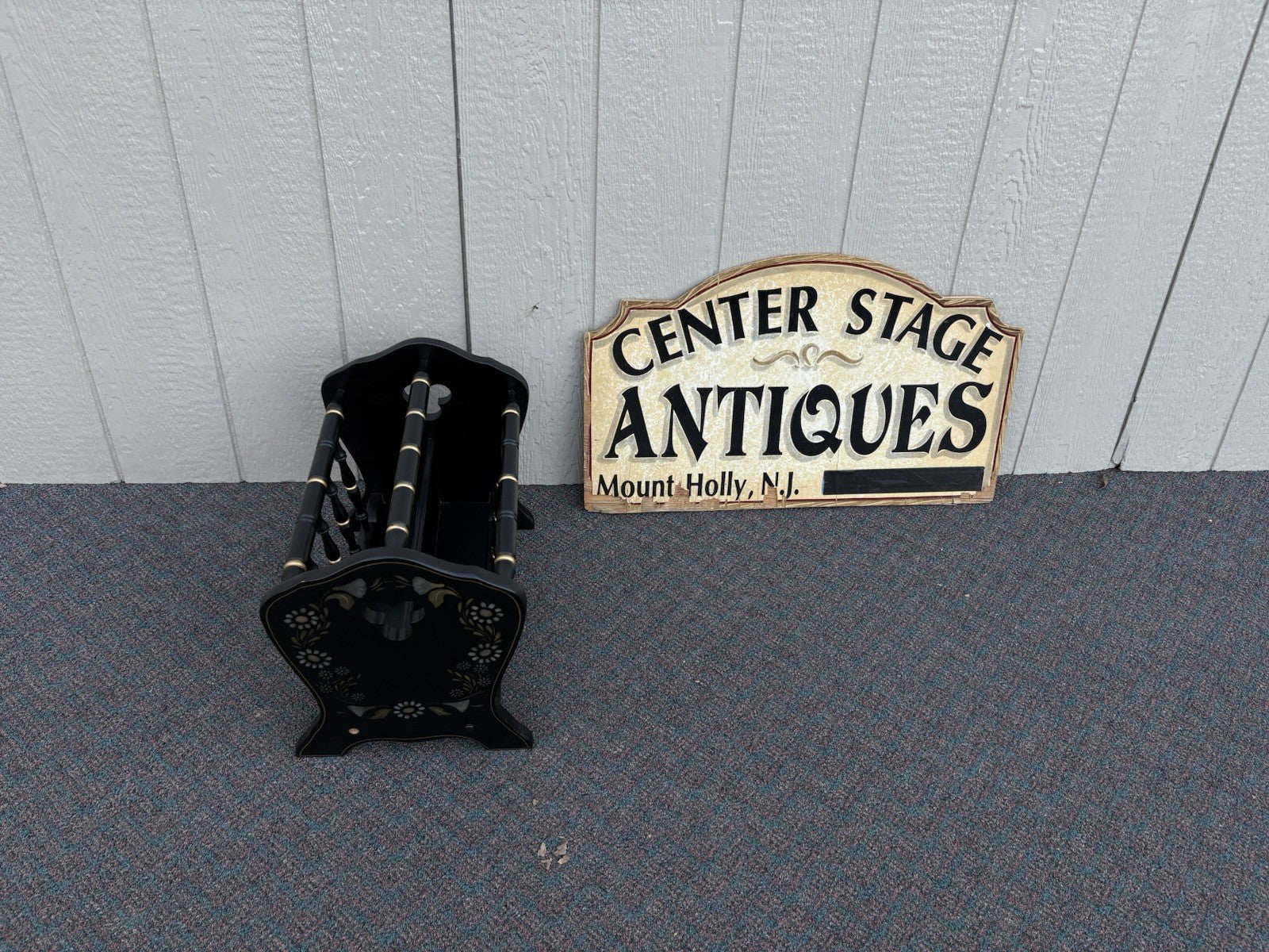 67127 ETHAN ALLEN Magazine Rack Holder Stand