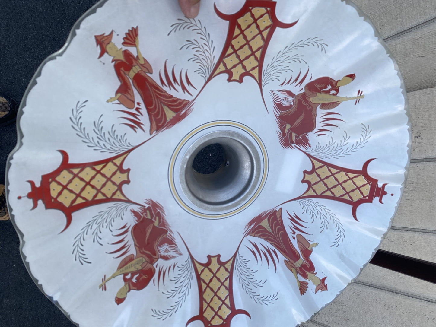 65619  Oriental Figural Torch Lamp Light