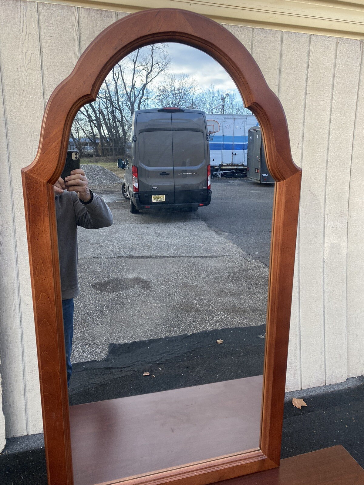 62258    Stanley Cherry  Dresser with Mirror