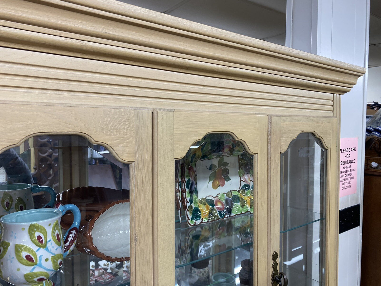 57044 PULASKI CURIO CHINA CABINET FACTORY Finish