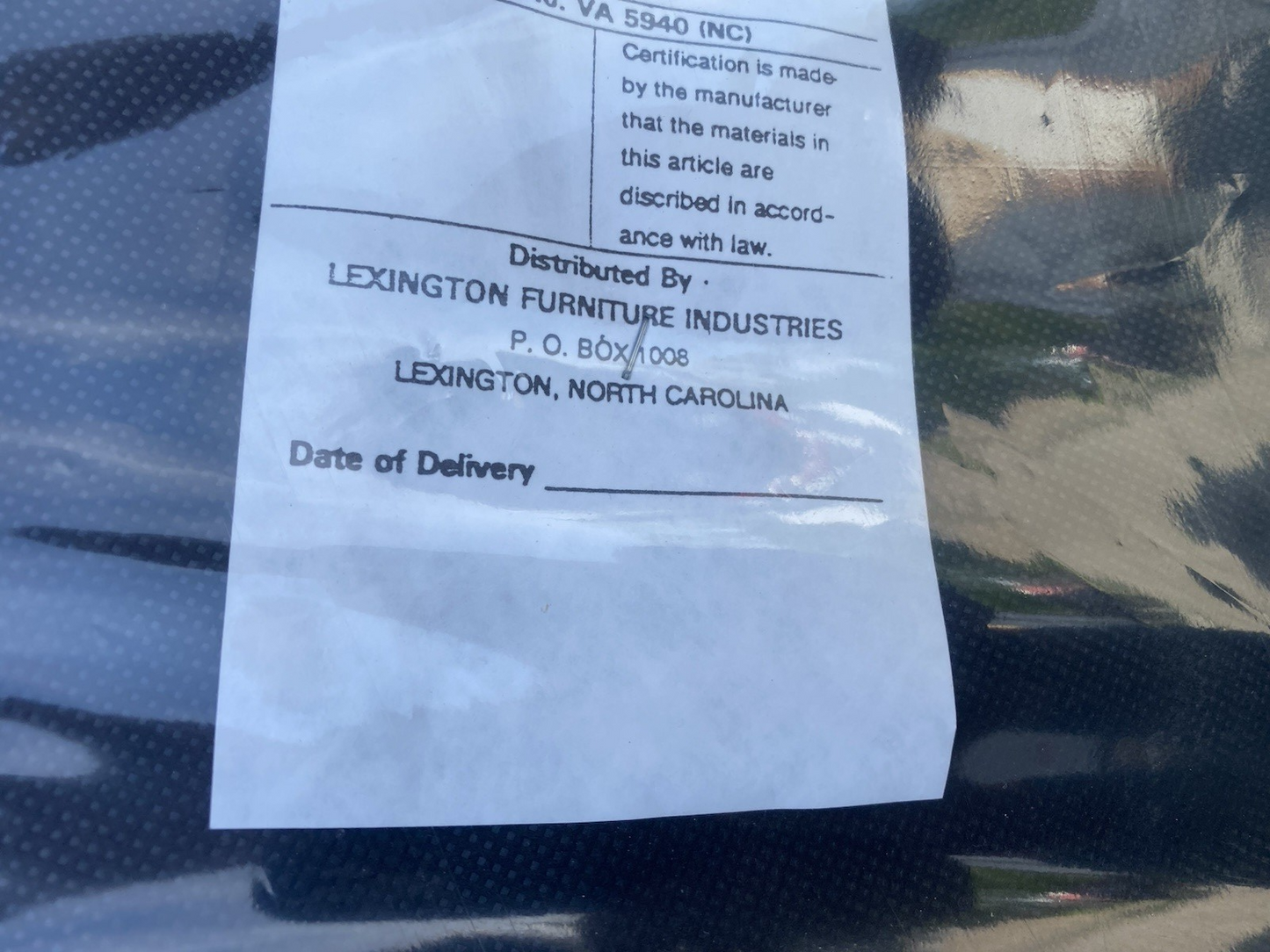 66613 LEXINGTON Furniture Window Bench Stool