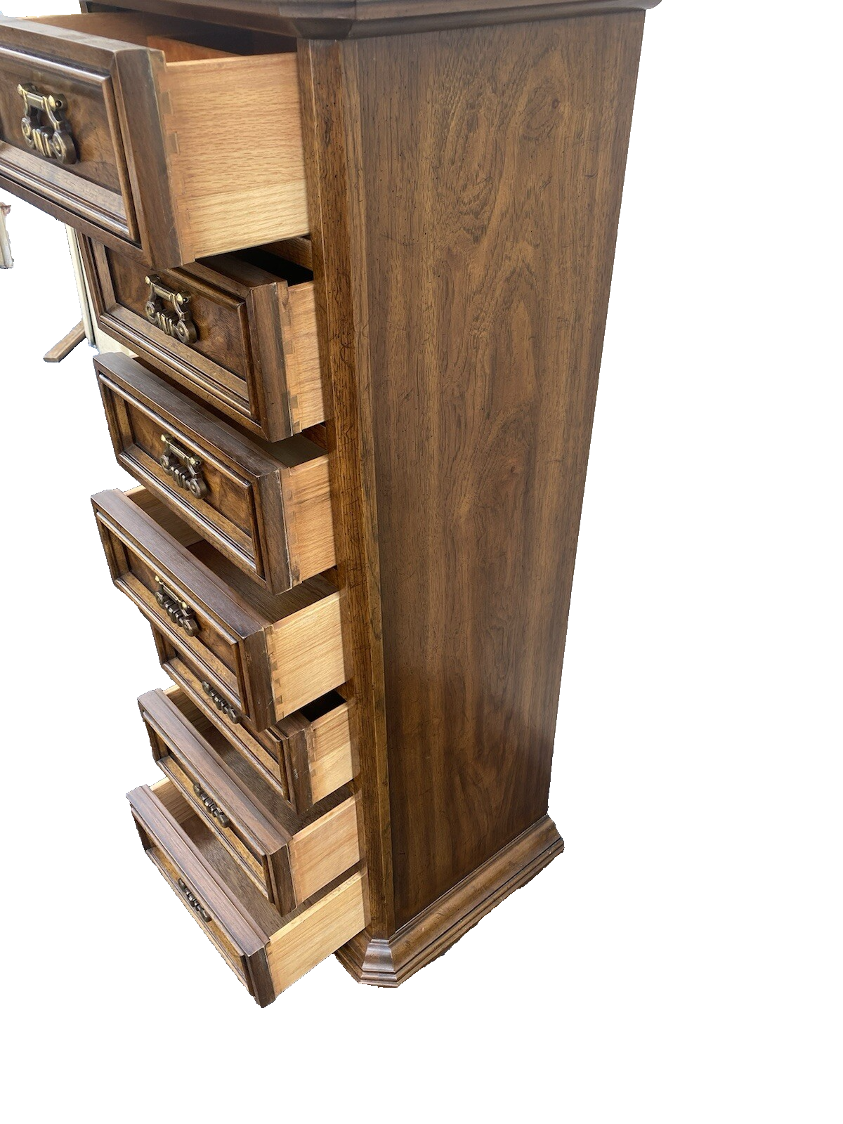 65711 DREXEL TALAVERA Lingerie Chest Dresser with felt lined top drawer