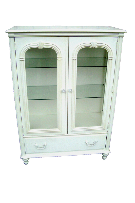 62077   Modern STANLEY Bookcase Curio Cabinet Factory Finish
