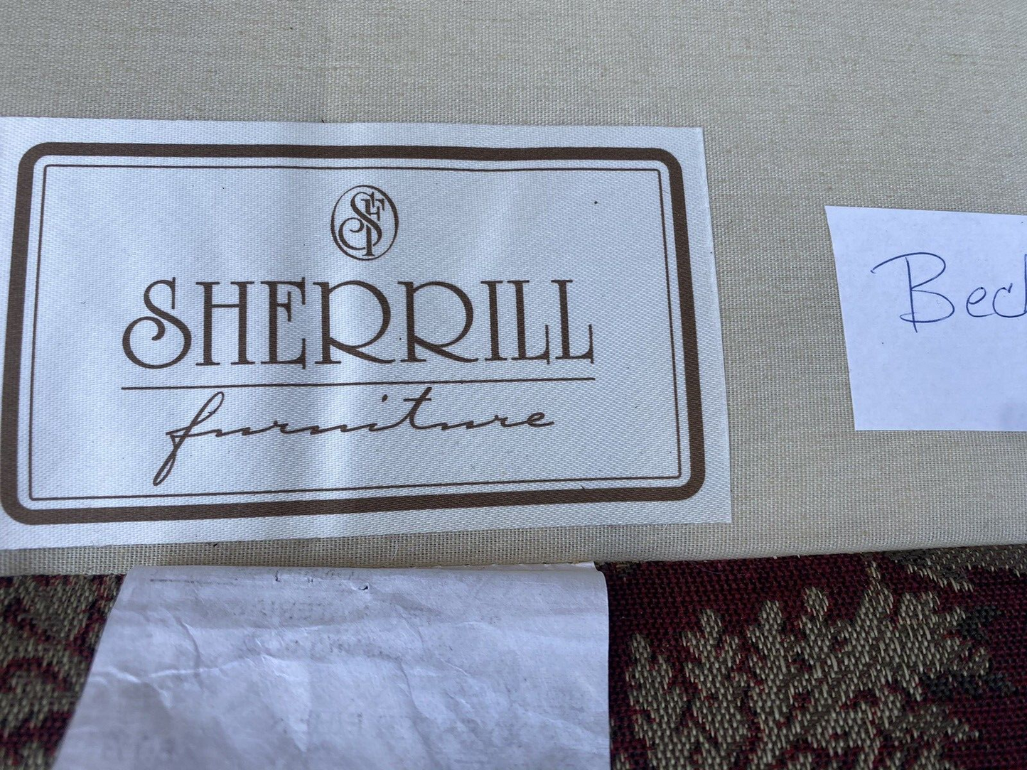 65870    SHERRILL Furniture Loveseat Couch Sofa