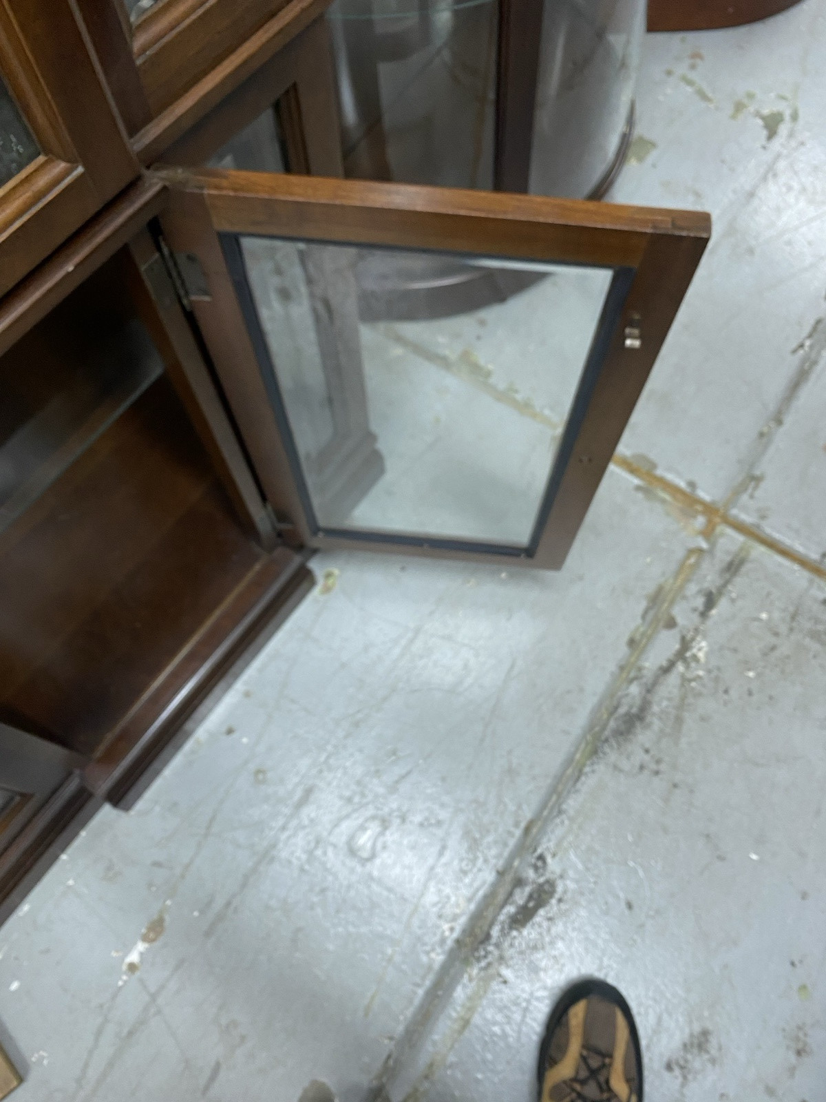 64303 Jasper Furniture  2 Door Curio China  Cabinet