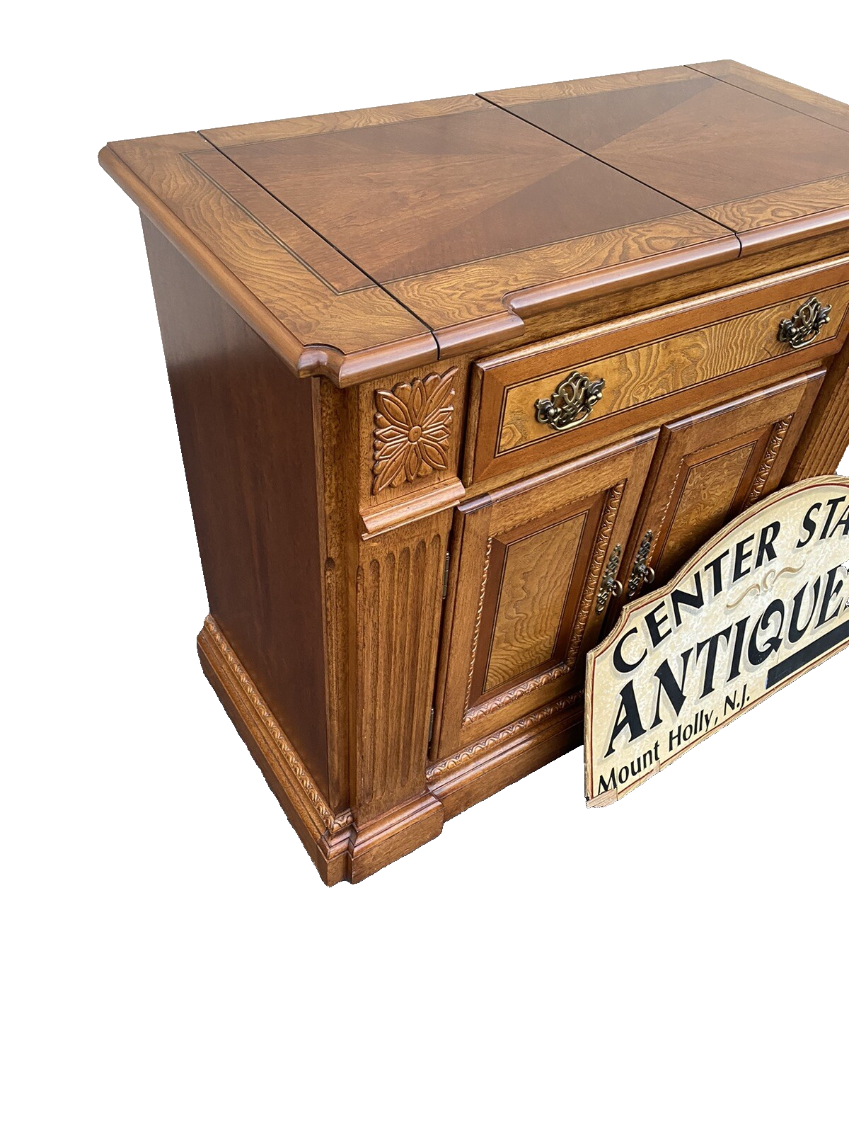 66098 Mahogany Universal Furniture Bar Cart Sideboard Server Cabinet