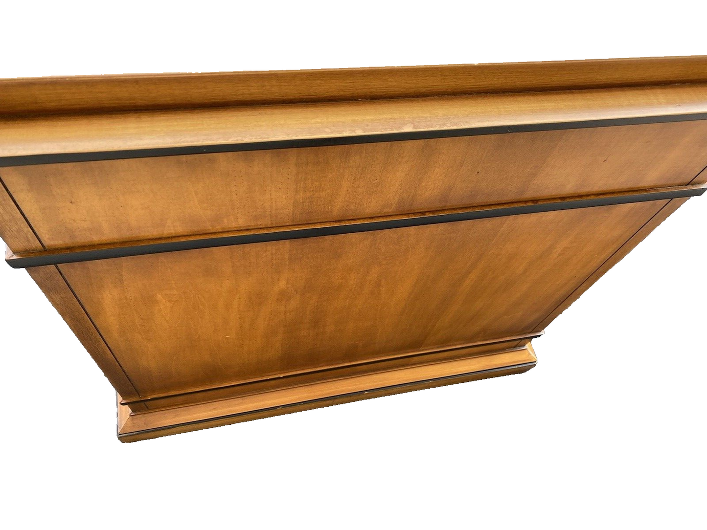 66292 E J VICTOR Classical Nightstand End Table