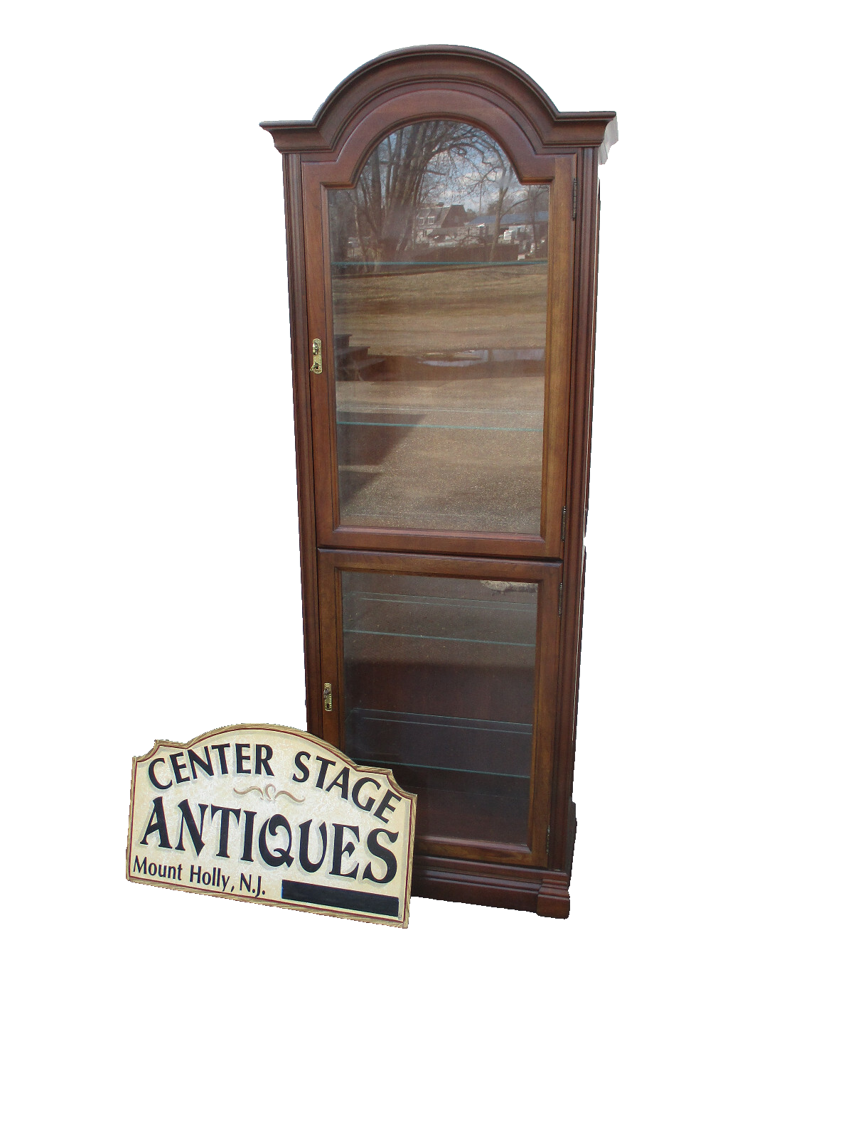 64173  Cherry Curio China Cabinet Etergie JASPER Furniture