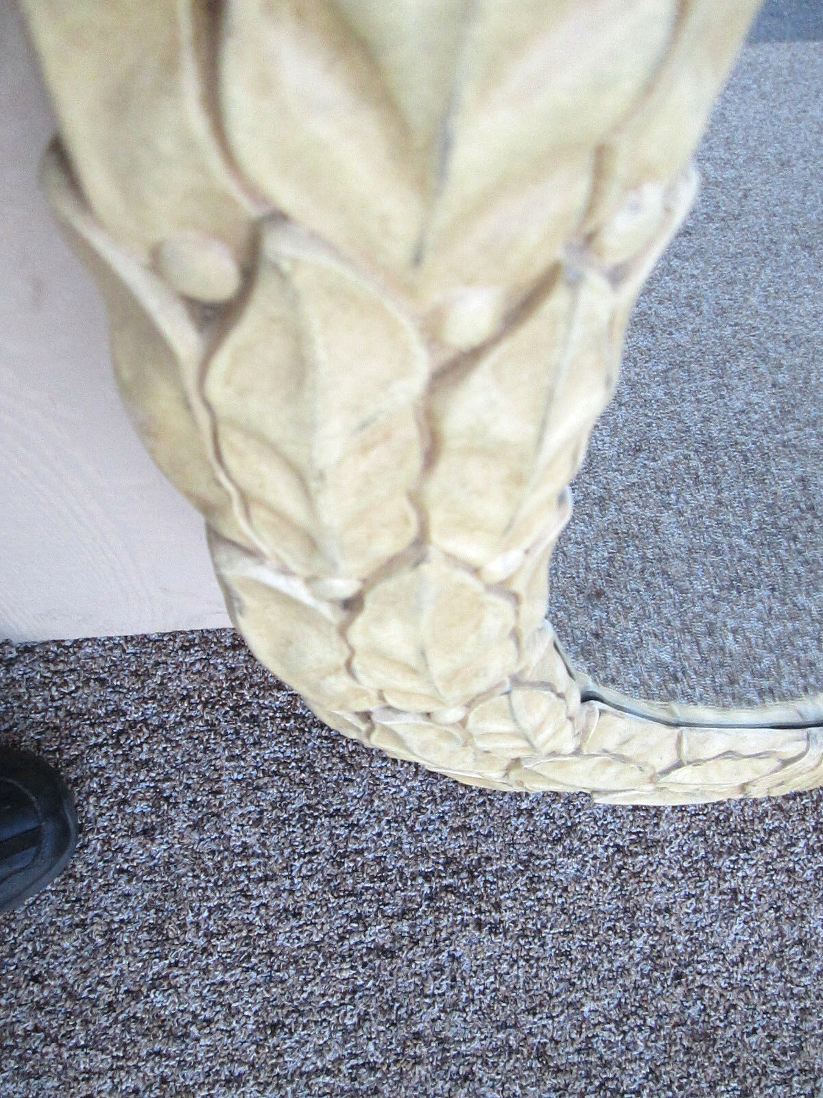 58518 Oval Fancy Carved Romantic Shabby   Decorator Leaf Mirror