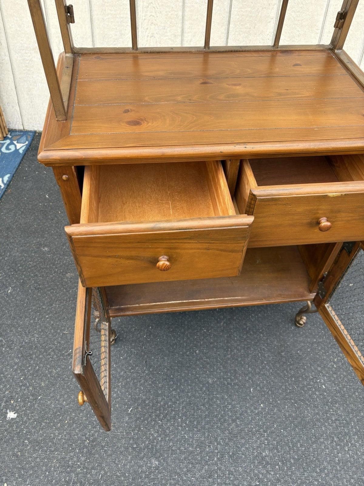 66704 Modern Bakers Rack Kitchen Cabinet with 2 drawers