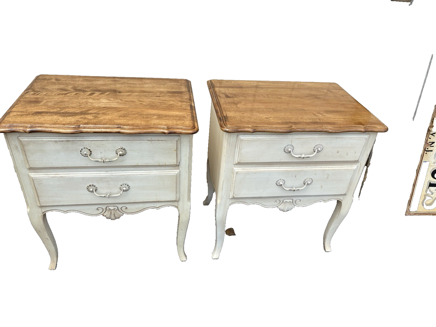 66785  Pair ETHAN ALLEN Decorator Nightstand End Table Stand s