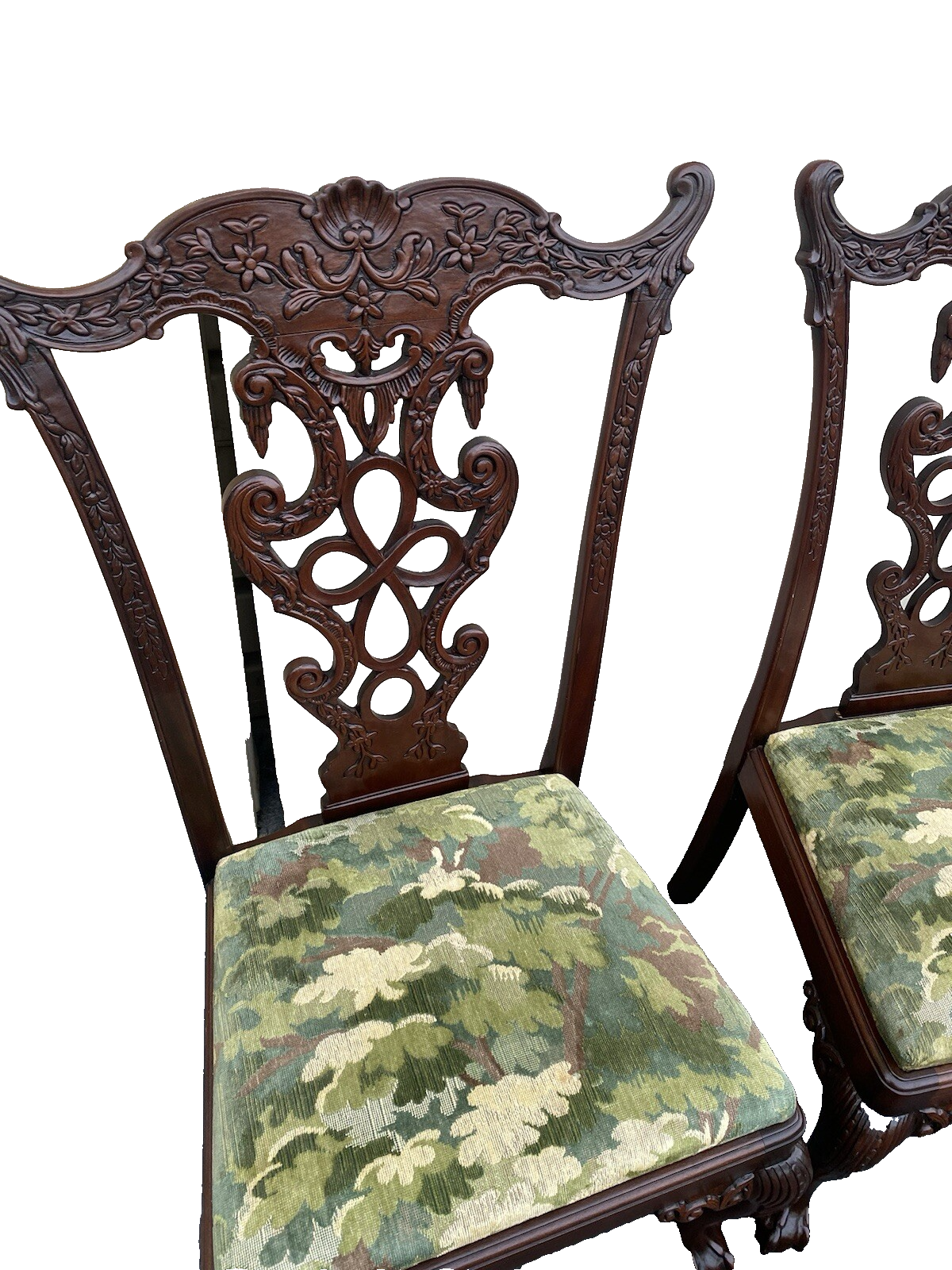 65650   Set of 8 Hand Carved Mahogany Dining Chair s