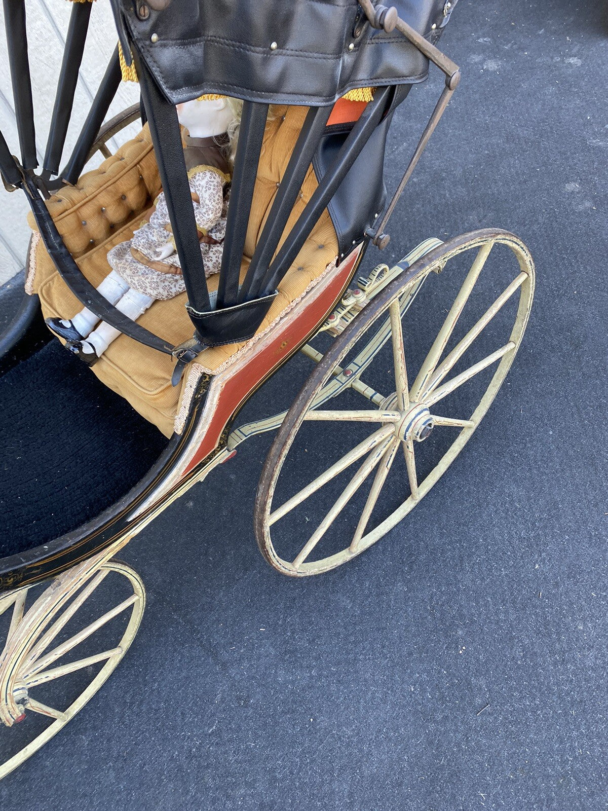 65400   RARE Antique AMISH Baby Buggy Stroller Has Hand Painted Stenciled Design