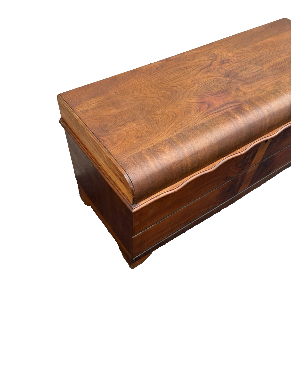 67118 Deco Cedar Lined Blanket Storage Chest