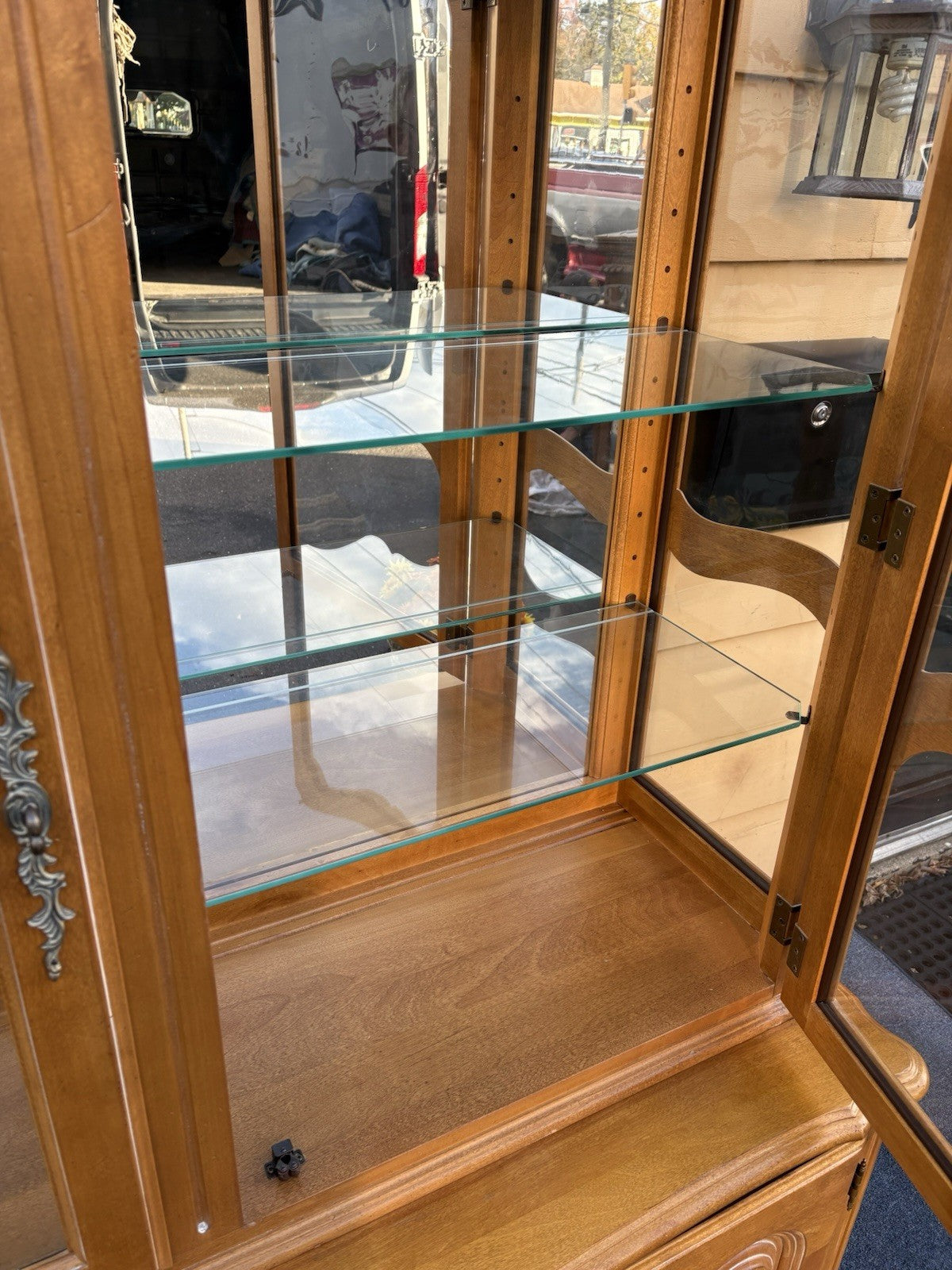 67124 French Country ETHAN ALLEN China Cabinet Curio