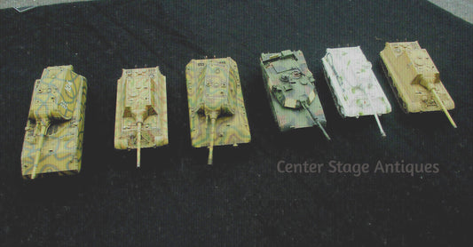 ES52 Dragon Armor Models WWII Collectible Model Grouping of 6 Military Tanks