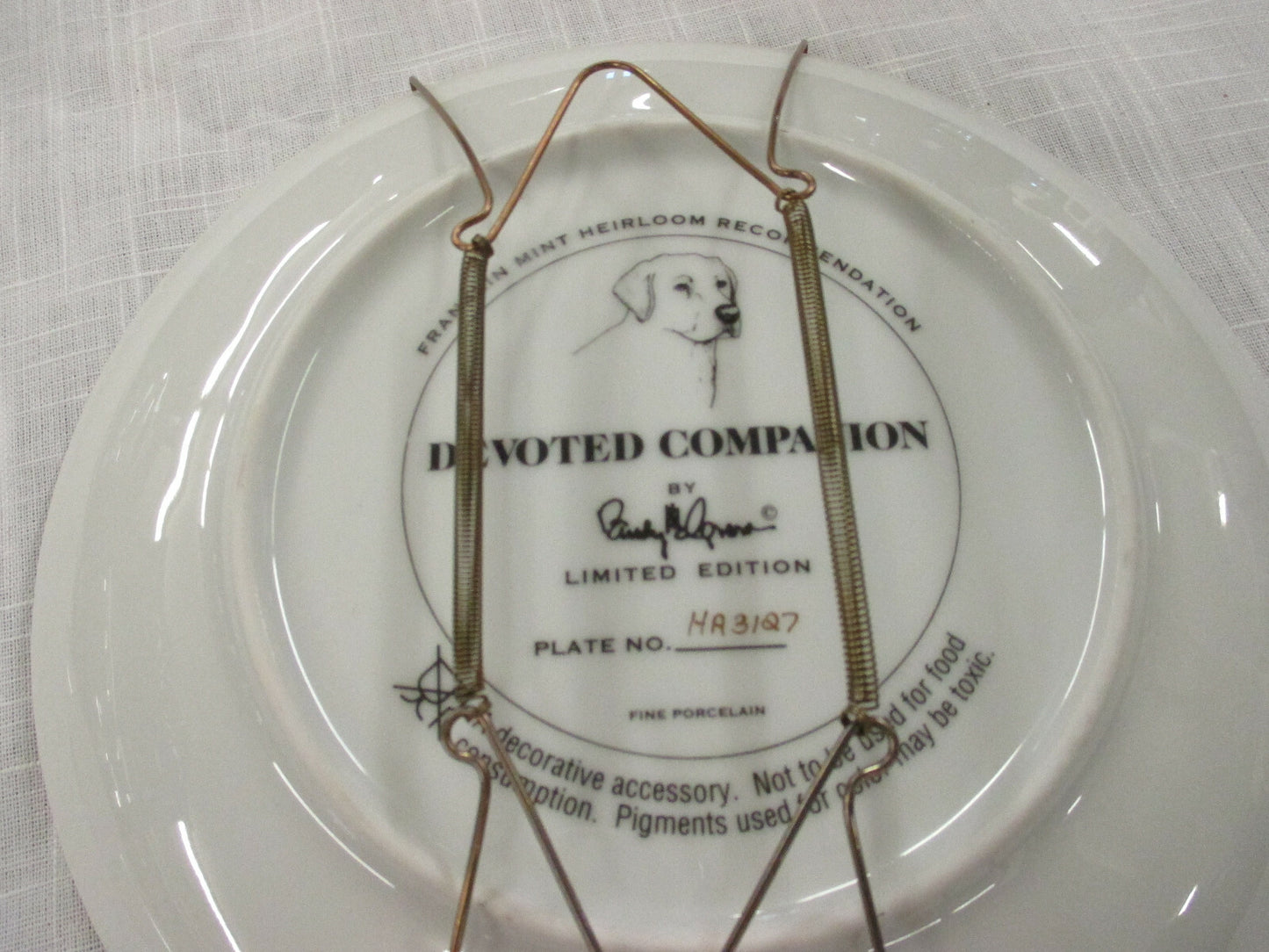 ES Set of 5 FRANKLIN MINT  Dog Porcelain Plates  8" diameter