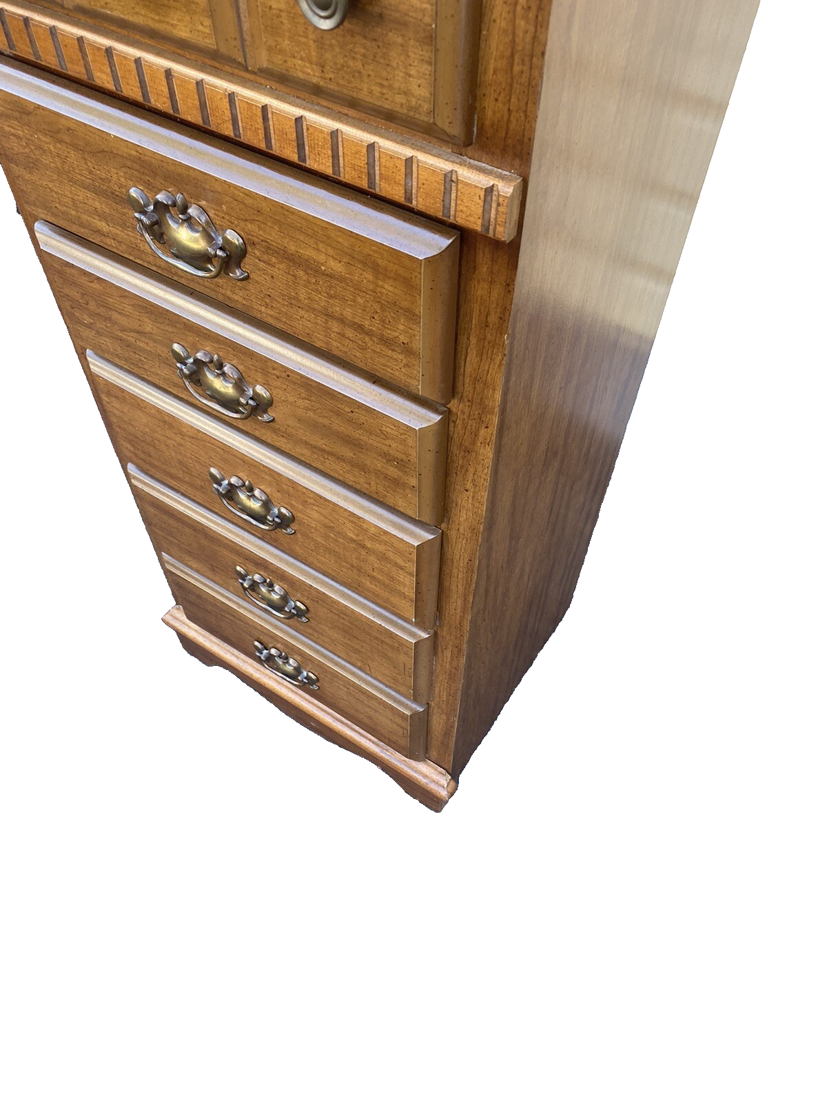 65825  Maple Lingerie Chest Dresser