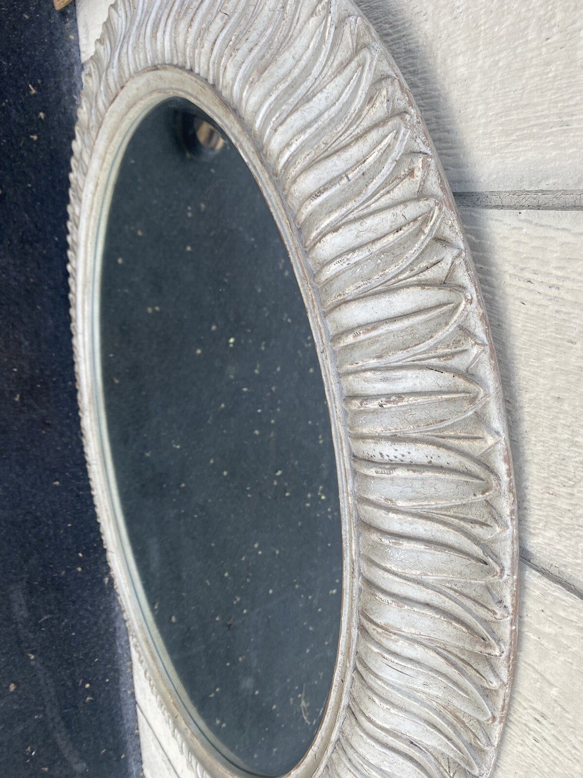 65254  Oval Stanley Furniture  Decorator Mirror