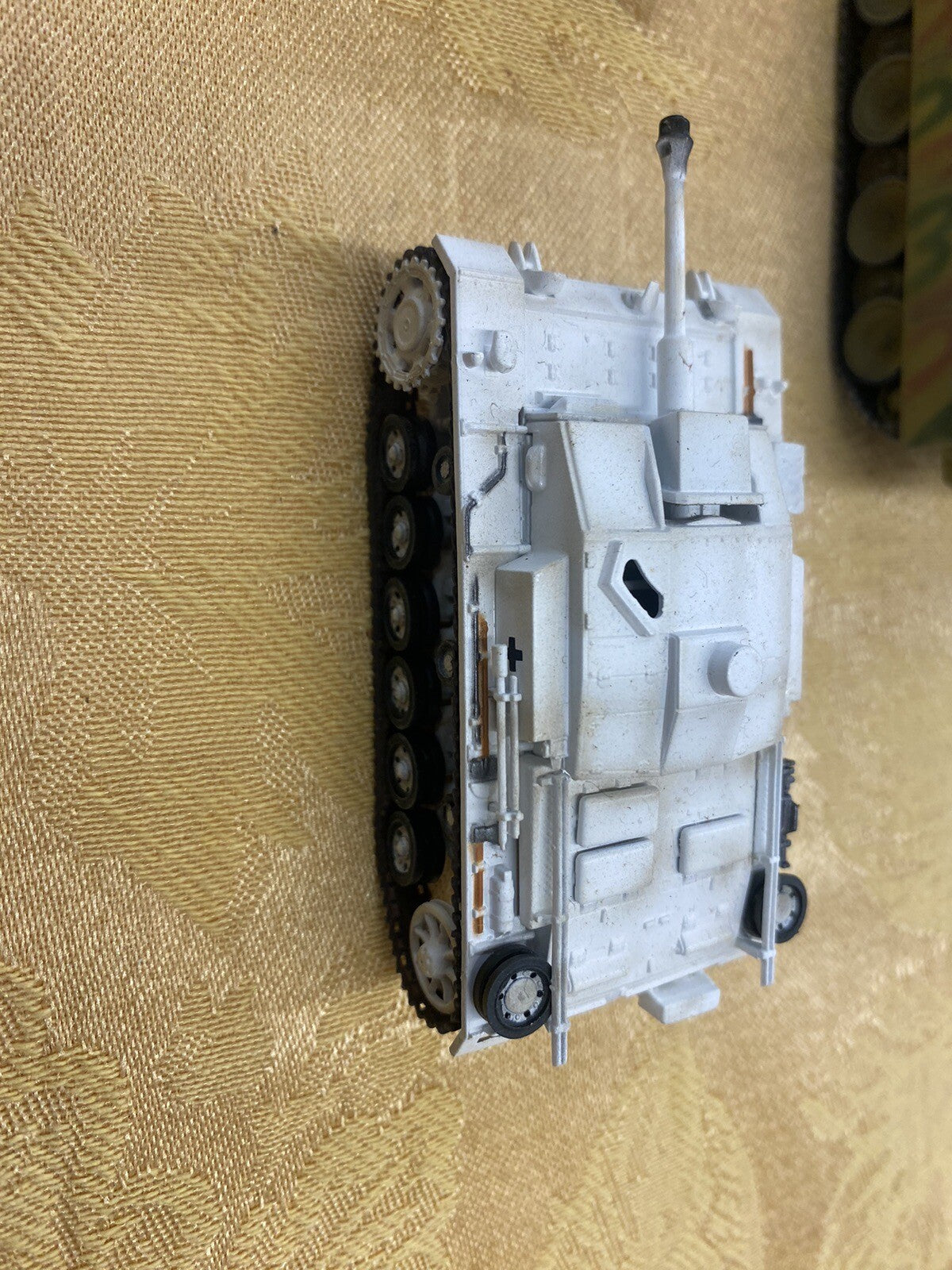 ES 54: Grouping of 7 Military Vehicles  Tanks    3 3/4" to 4" long