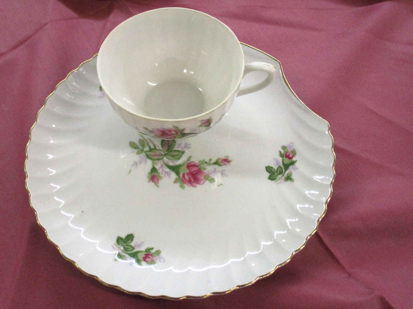 COL  04  WW:  Lot of  Japan Dishes Dinnerware Set of 5 Cups with Plates