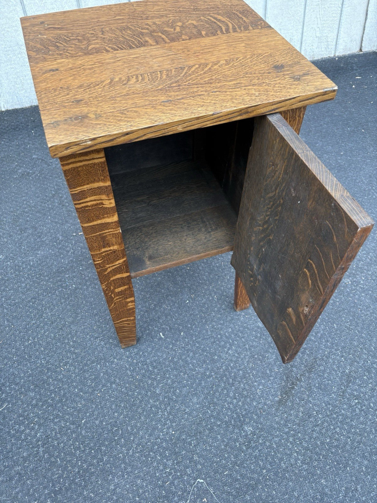 66720   Mission Oak Arts Crafts Nightstand End table Taboret