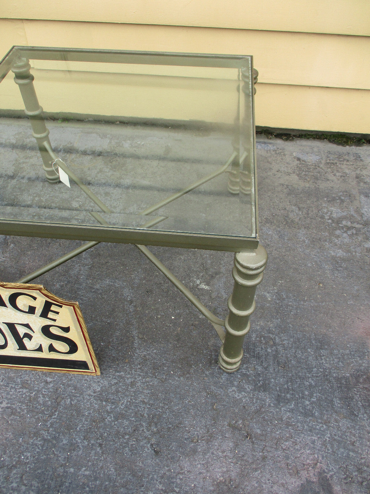 47718  Glass Top Decorator Coffee Table Stand QUALITY