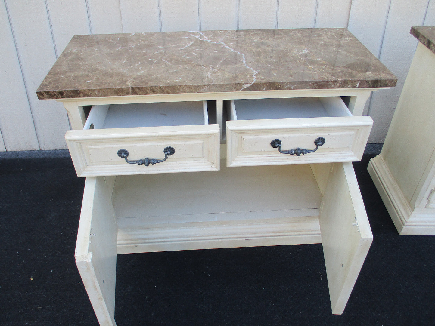63877 PAIR Marble Top DREXEL HERITAGE Server Bachelor Chest Nightstand s