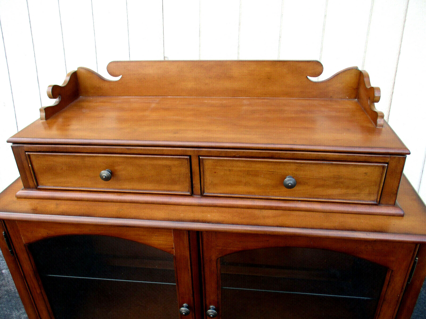 62851 Lane Furniture Server Sideboard Server Curio Display  Cabinet