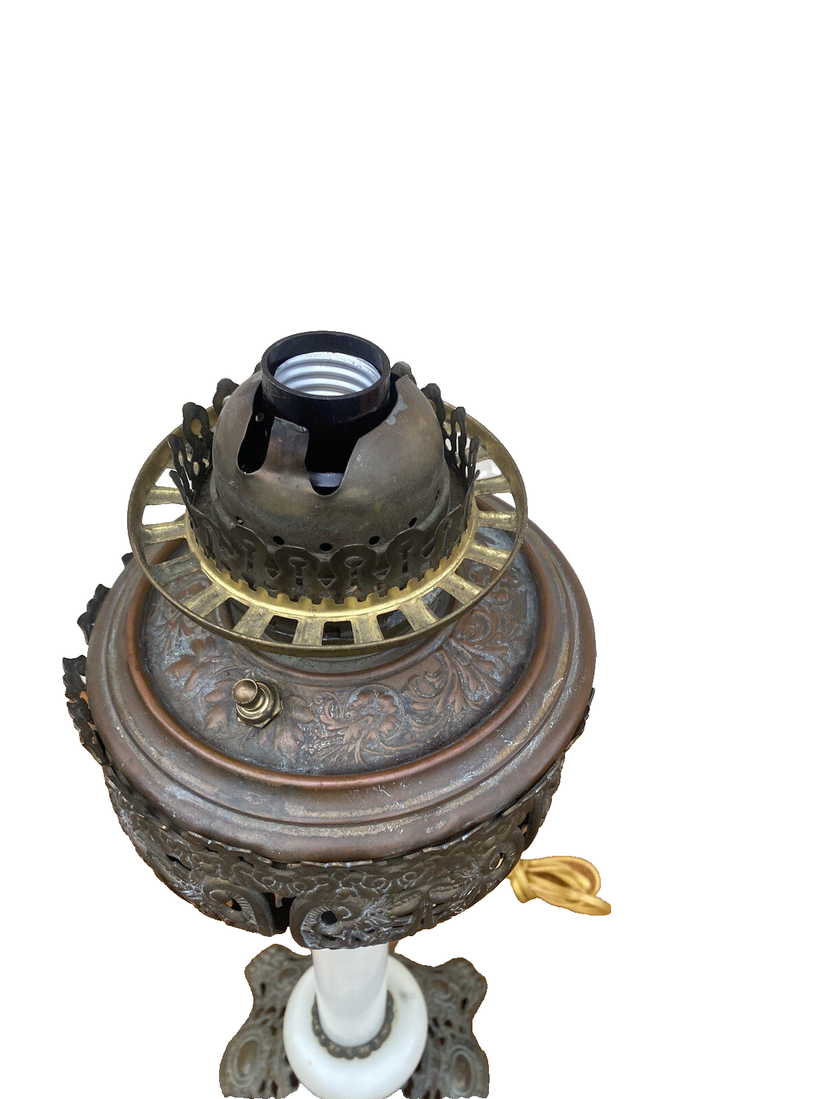 64951 Antique Victorian Oil Lamp with glass globe