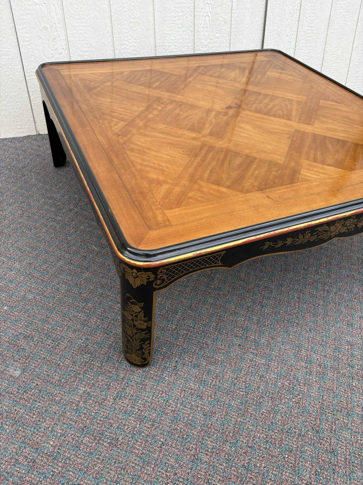 67038 Quality KINDEL Furniture Coffee Table Stand