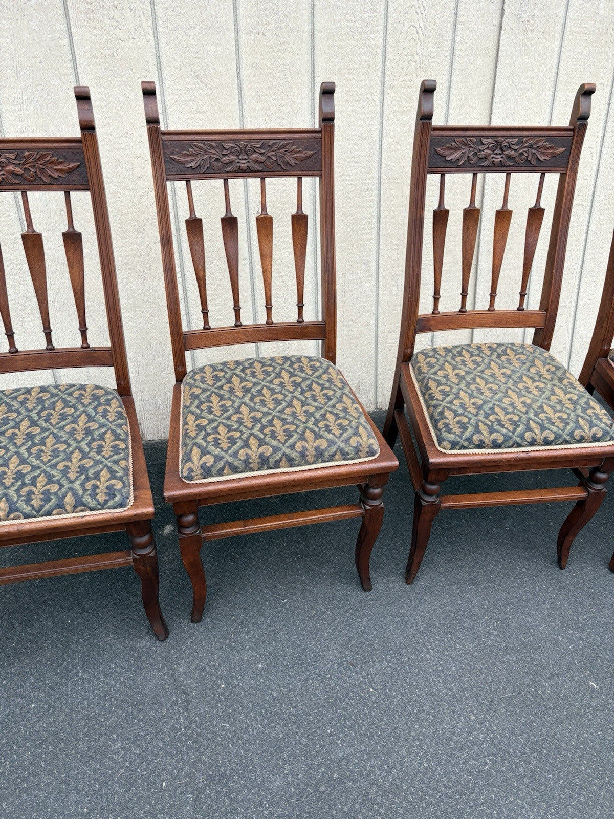 66466 Set 4 Victorian Walnut  Custom Hand Made Dining Chairs Chair s