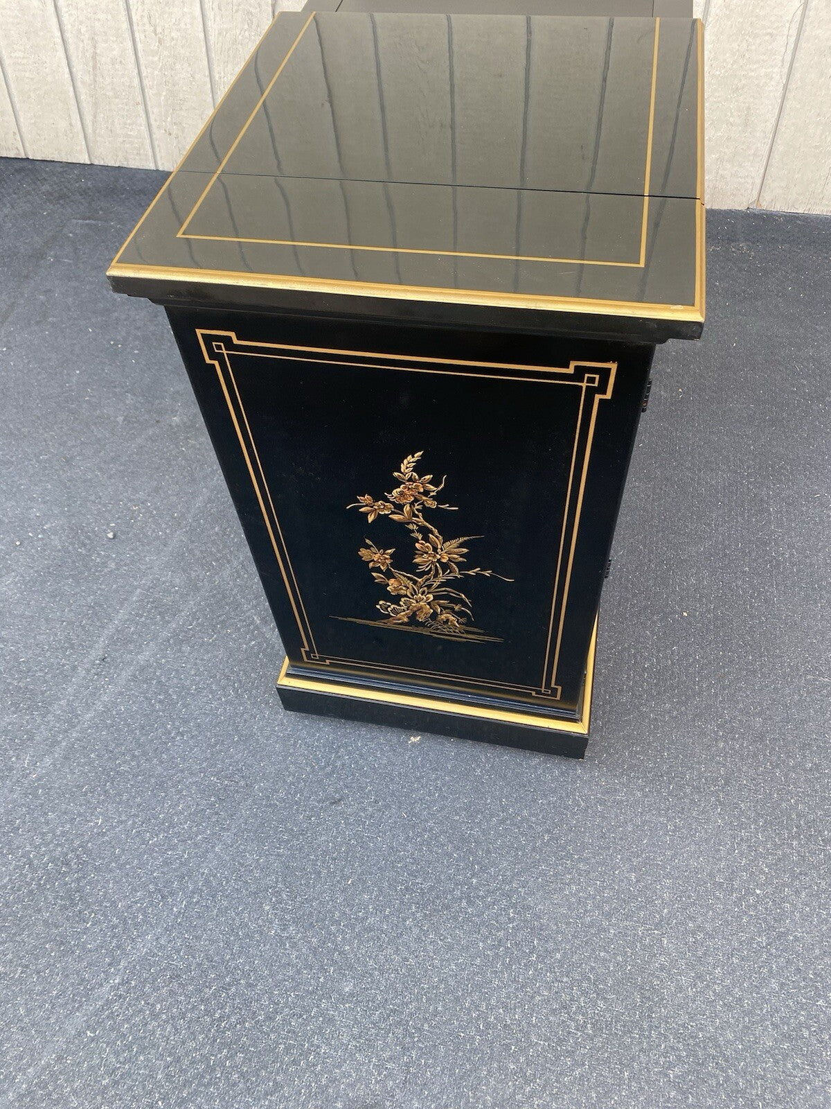 65857  DREXEL Oriental Bar Cart Server Sideboard with Flip top