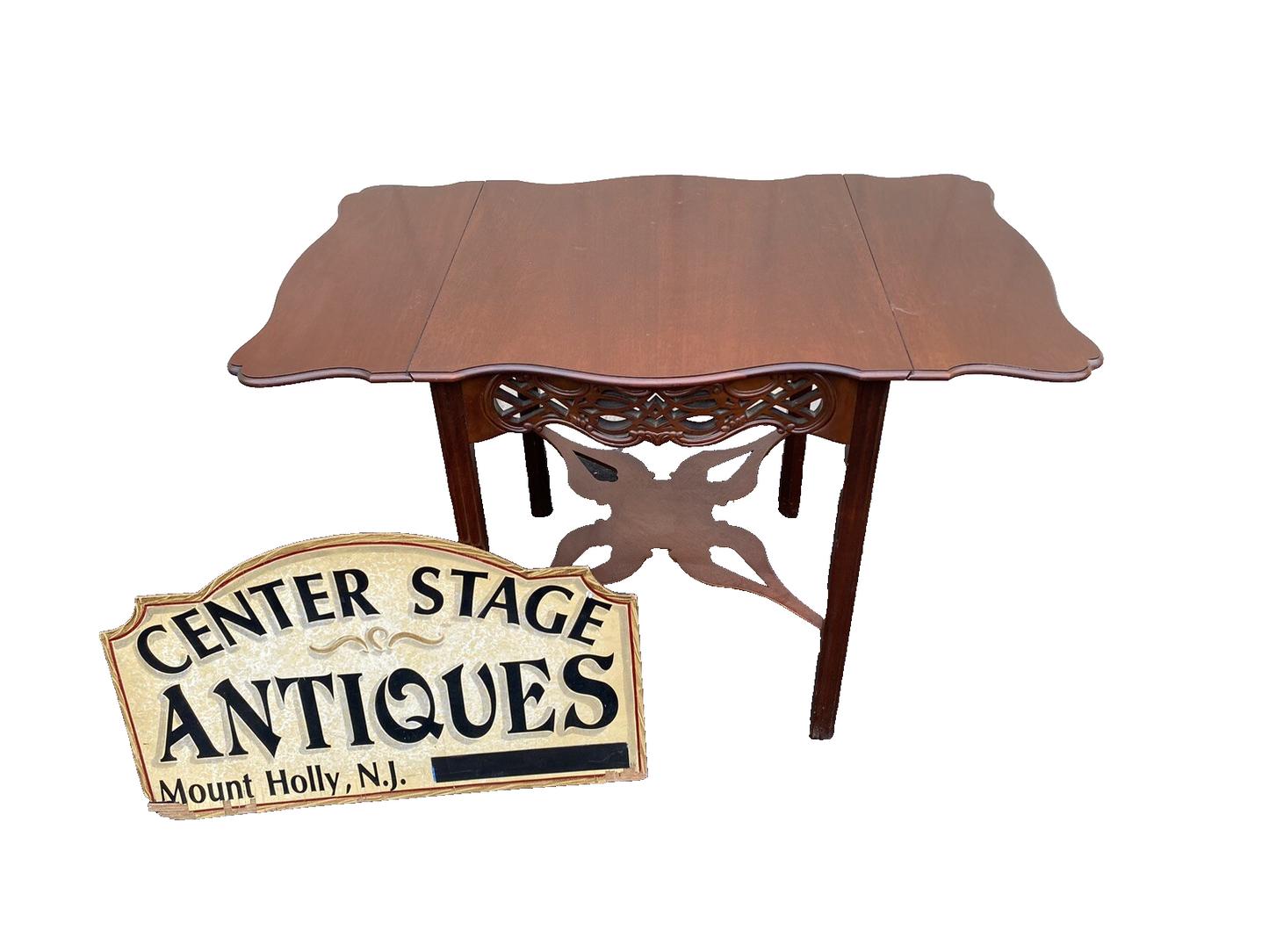 66068   BAKER Historic Charleston  Mahogany Dropleaf Lamp  Table