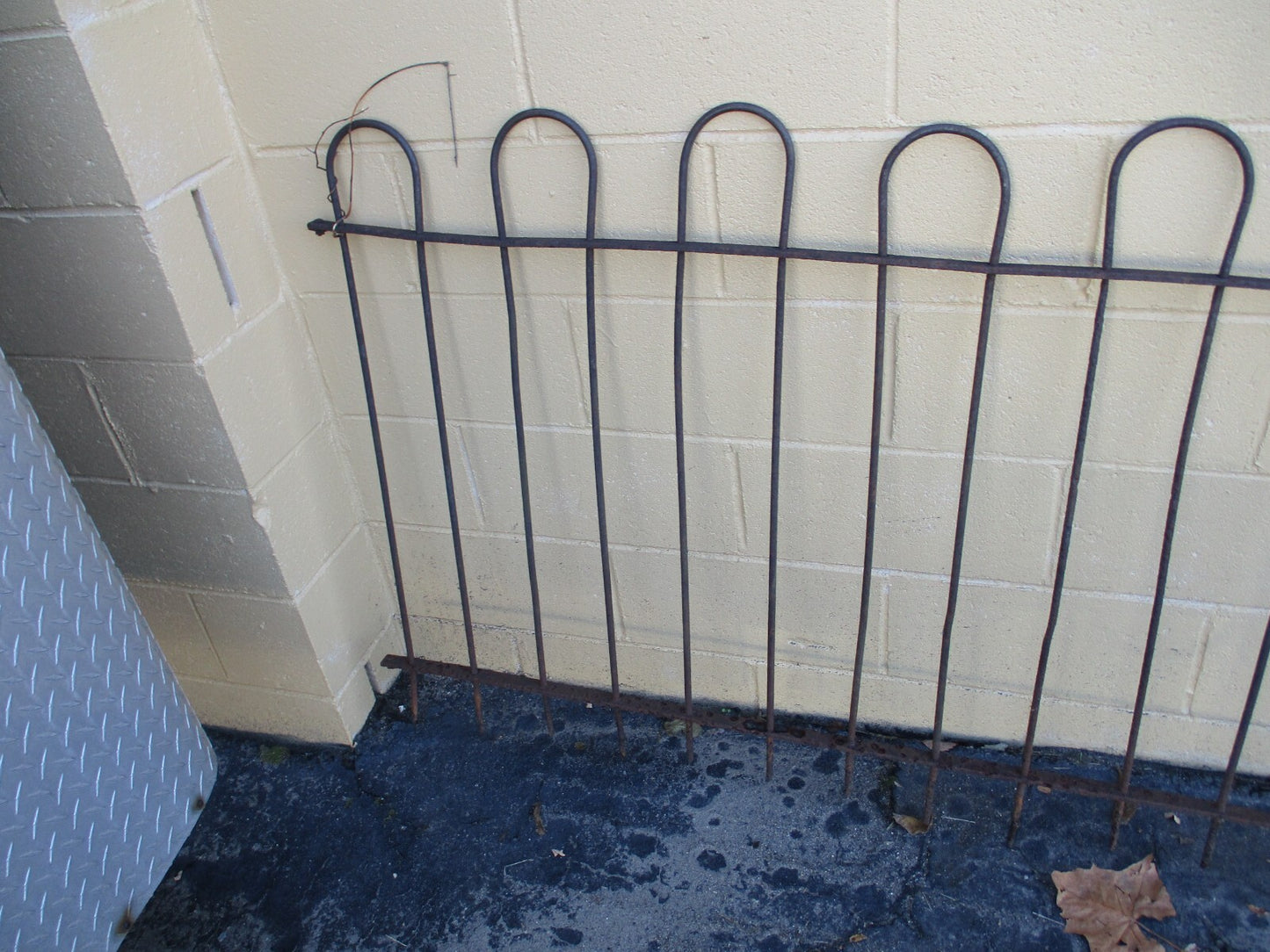 GARDEN 02:  20 feet  x 36" High  Victorian Wrought Iron Fencing Fence 3 sections