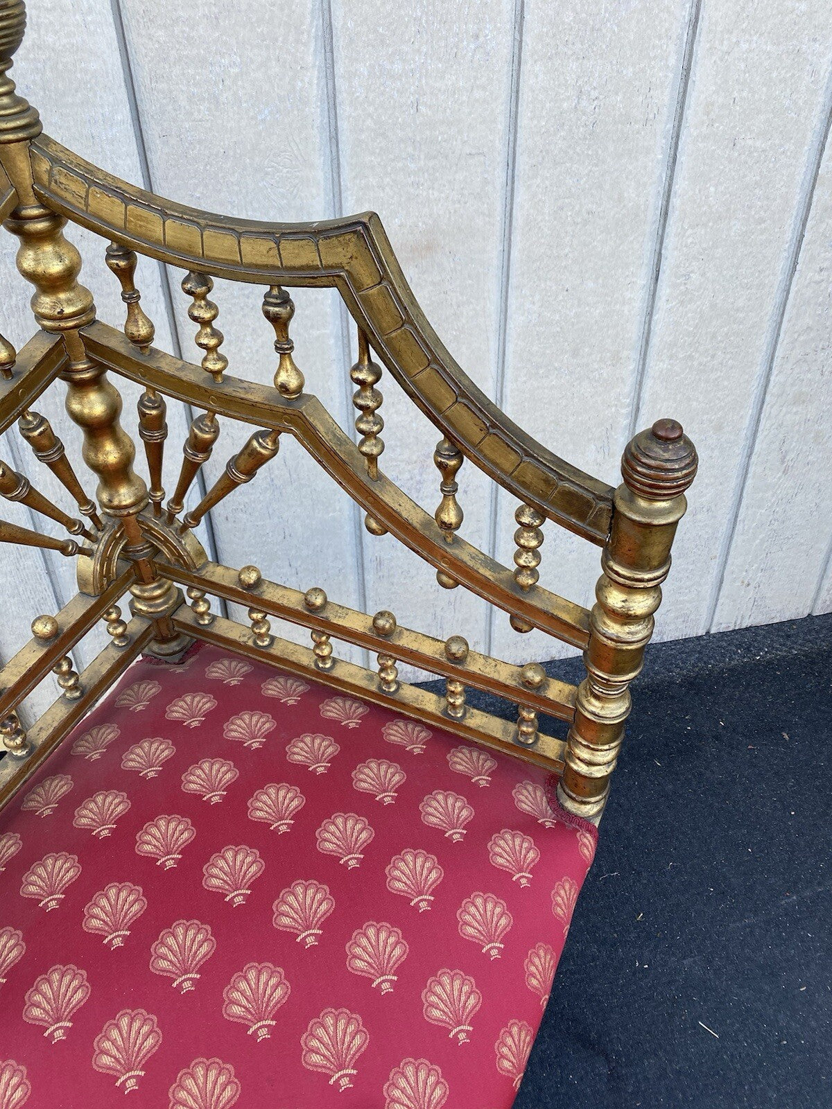 66148 Antique Victorian Stick and Ball Corner Chair