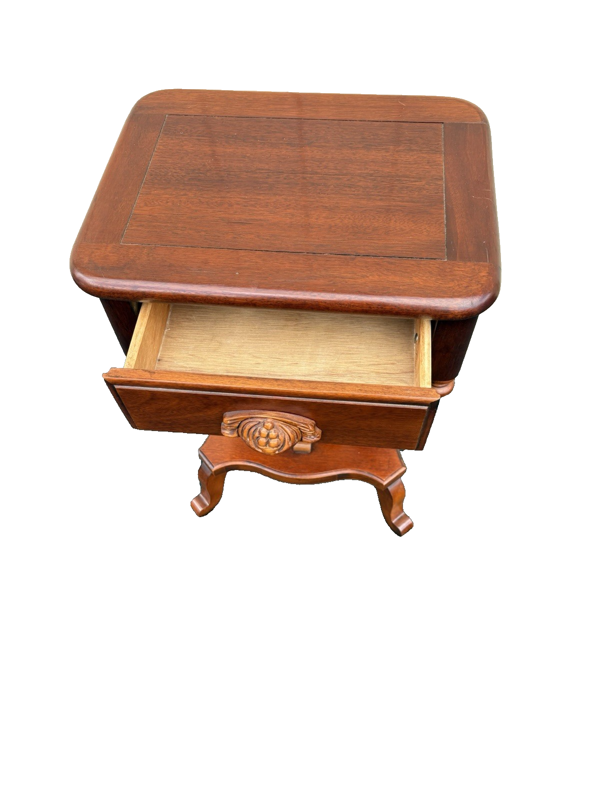 66726  DIXIE Furniture Mahogany Nightstand End Table Stand